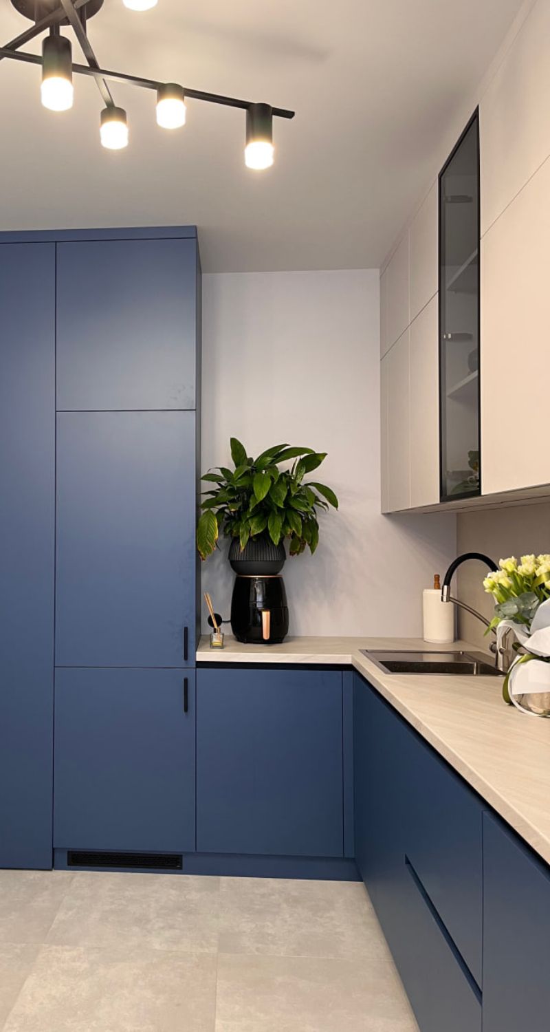 Синяя кухня